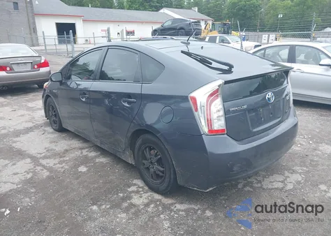 2013 Toyota Prius Three z USA, uszkodzony, nr VIN JTDKN3DU5D5654297